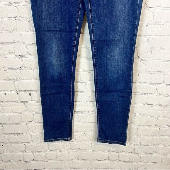 Chicos Straight Leg So Slimming Jeans Dark Wash size 0 - Picture 3 of 11